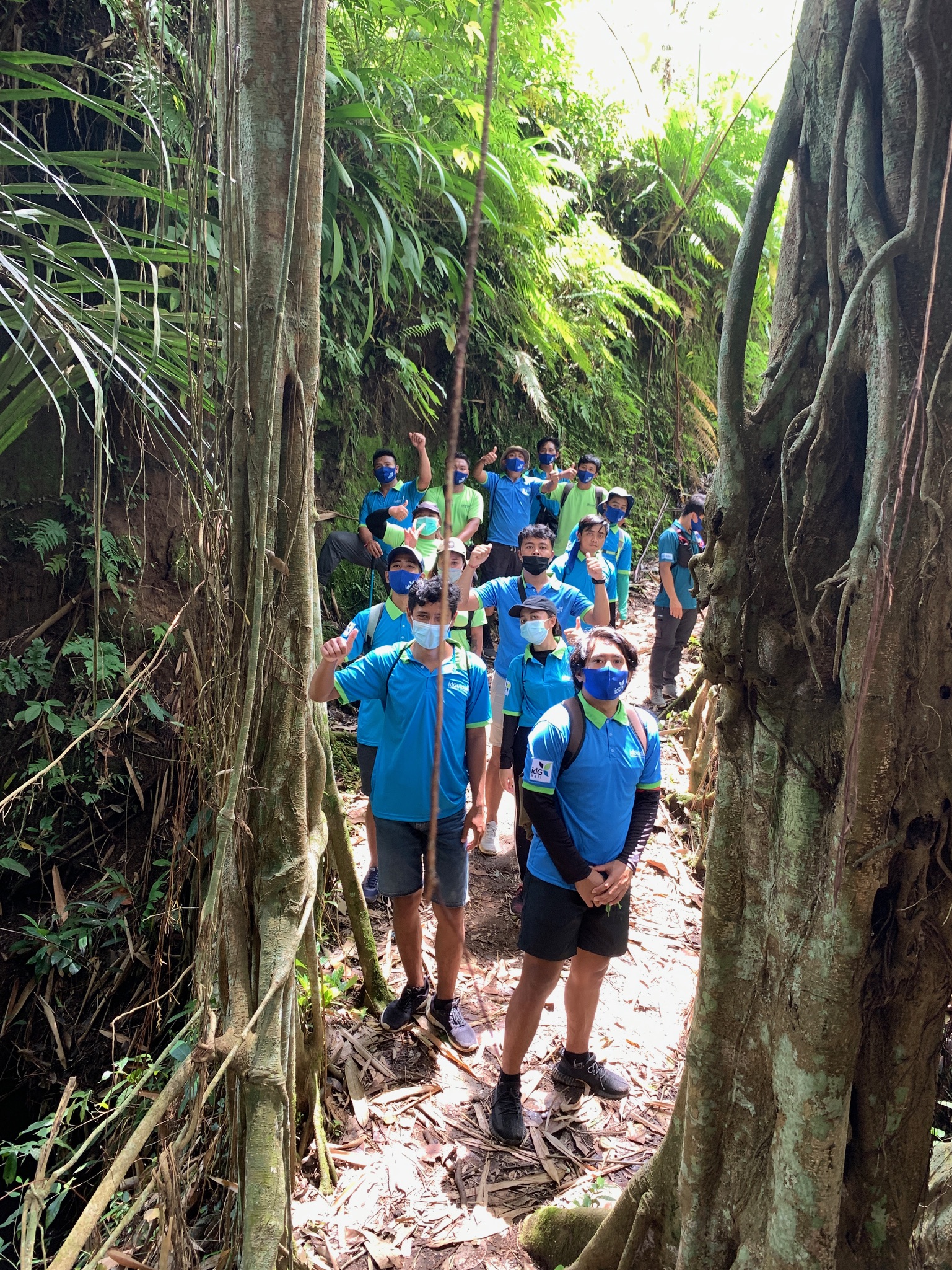 Team idGuides Penglipuran and Undisan